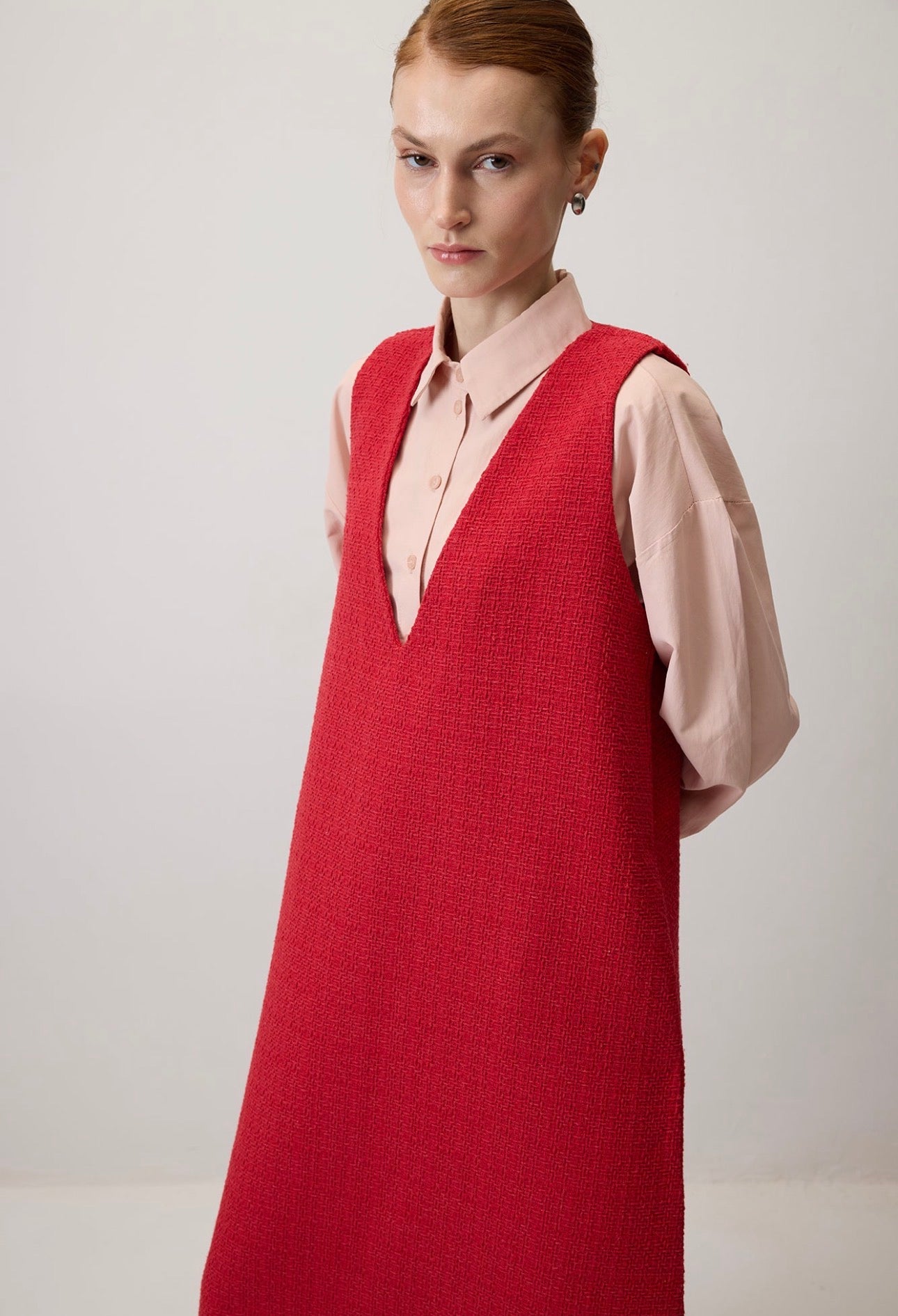 Touché Privé V-NECK - Robe pull - Rouge